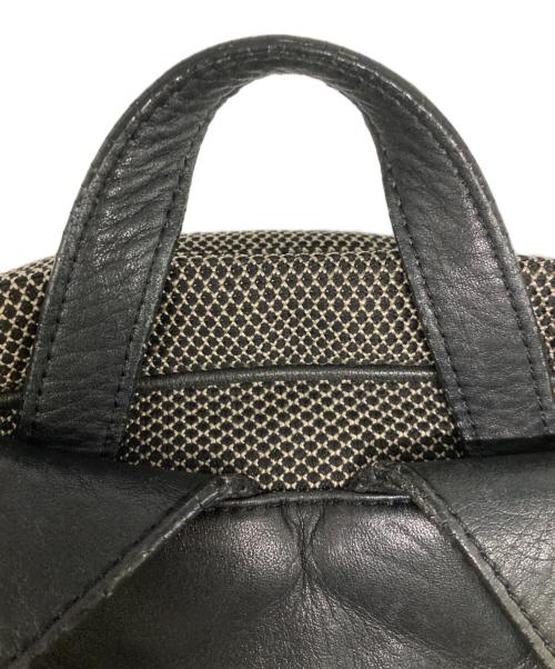 kawa-kawa（カワカワ）kawa-kawa (カワカワ) リュック グレーの古着・服飾アイテム