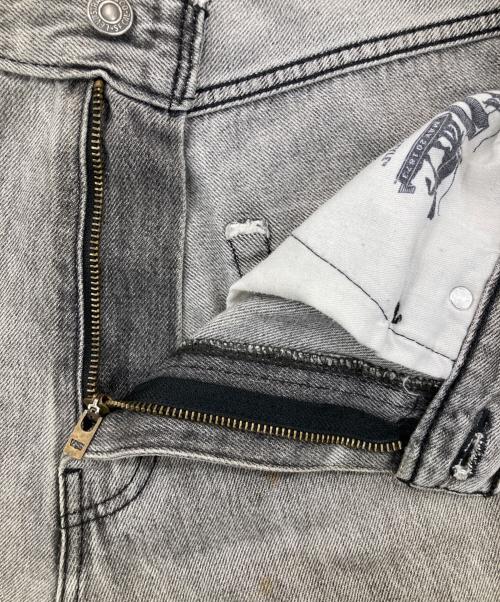 LEVI'S（リーバイス）LEVI'S (リーバイス) バギーデニムパンツ グレー サイズ:SIZE 81cm (W32)の古着・服飾アイテム
