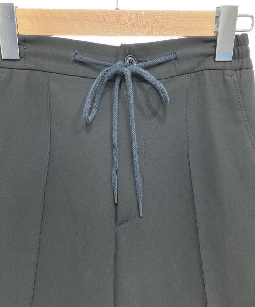 BERWICH（ベルウィッチ）BERWICH (ベルウィッチ) lucano gym/センタープレスパンツ ブラック サイズ:42の古着・服飾アイテム