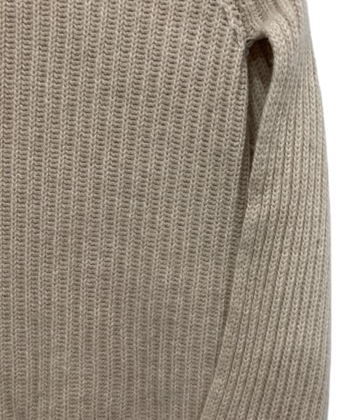 BRUNELLO CUCINELLI（ブルネロクチネリ）BRUNELLO CUCINELLI (ブルネロクチネリ) タートルネックカシミヤニットベスト ベージュ サイズ:Mの古着・服飾アイテム