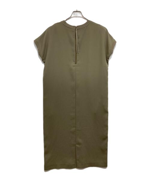 icB（アイシービー）icB (アイシービー) FLUIDBACKSATINワンピース グリーン サイズ:4の古着・服飾アイテム