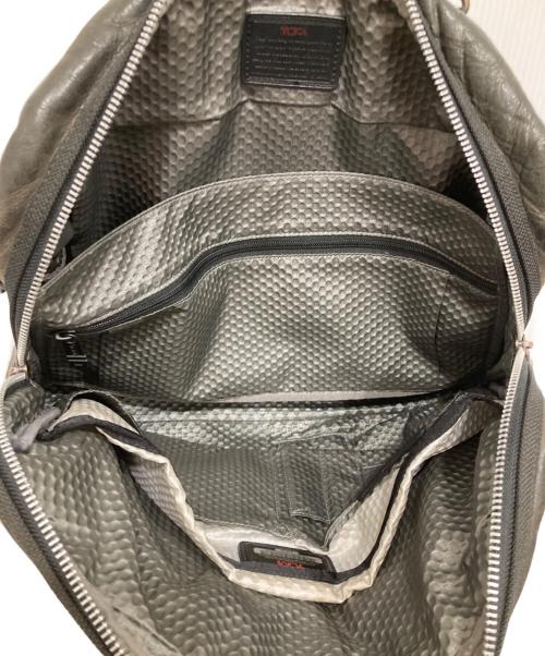 TUMI（トゥミ）TUMI (トゥミ) ブリーフケース ブラックの古着・服飾アイテム