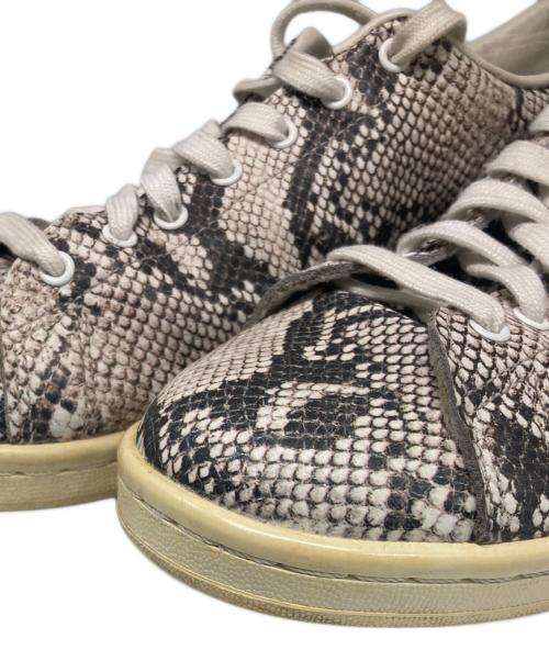 HYKE（ハイク）HYKE (ハイク) adidas (アディダス) adidas Originals by HYKE AOH001 グレー サイズ:27cmの古着・服飾アイテム