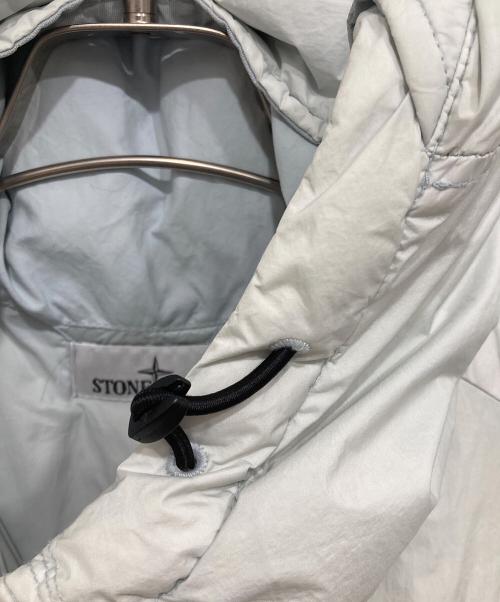 STONE ISLAND（ストーンアイランド）STONE ISLAND (ストーンアイランド) ガーメントダイナイロンレップスフーデッドダウン/GARMENT DYED CRINKLE REPS R-NY グレー サイズ:Mの古着・服飾アイテム