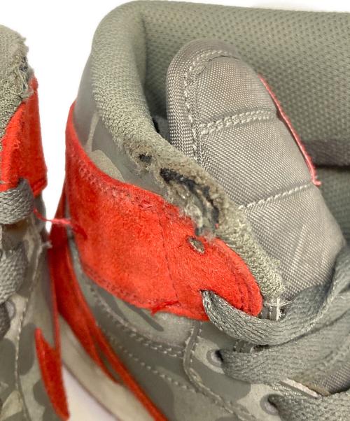 NIKE（ナイキ）NIKE (ナイキ) AirJordan 1 Retro High Camo 3M Bred グレー×レッド サイズ:27.5cmの古着・服飾アイテム