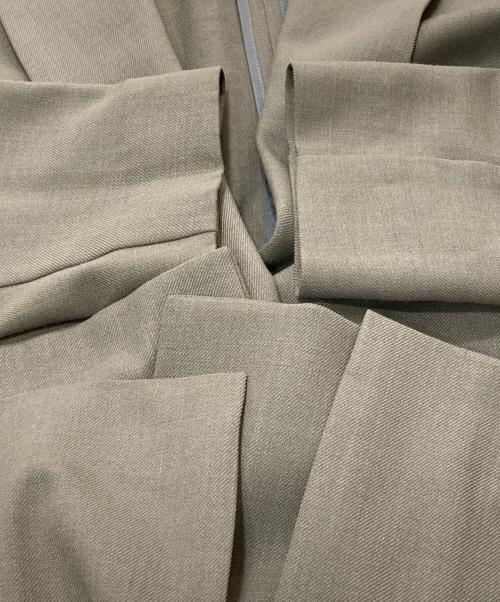 icB（アイシービー）icB (アイシービー) ウール2WAYストレッチダブルブレストジャケット ブラウン サイズ:SIZE2の古着・服飾アイテム