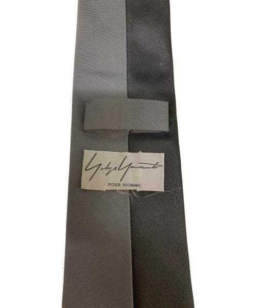 YOHJI YAMAMOTO（ヨウジヤマモト）YOHJI YAMAMOTO (ヨウジヤマモト) バイカラーネクタイ グレー×ブラック サイズ:-の古着・服飾アイテム