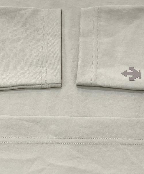 DESCENTE ALLTERRAIN（デザイント オルテライン）DESCENTE ALLTERRAIN (デザイント オルテライン) ストレッチツイルロングスリーブTシャツ/長袖カットソー ベージュ サイズ:SIZE0の古着・服飾アイテム