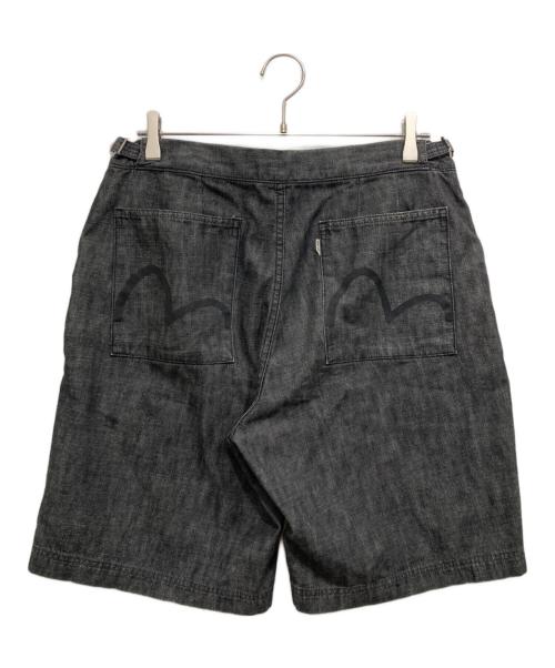 EVISU（エヴィス）EVISU (エヴィス) NECESSARY or UNNECESSARY (ネセサリーオアアンネセサリー) ハーフパンツ ブラック サイズ:81cm (W32)の古着・服飾アイテム