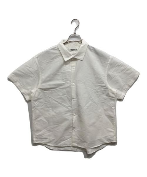 YAECA（ヤエカ）YAECA (ヤエカ) Comfort Shirt – Extra Wide S/S ホワイト サイズ:Mの古着・服飾アイテム