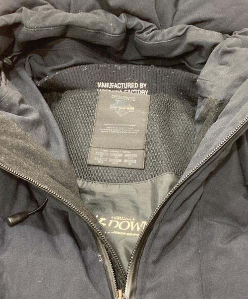 DESCENTE ALLTERRAIN（デザイント オルテライン）DESCENTE ALLTERRAIN (デザイント オルテライン) MIZUSAWA DOWN JACKET ブラック サイズ:Mの古着・服飾アイテム