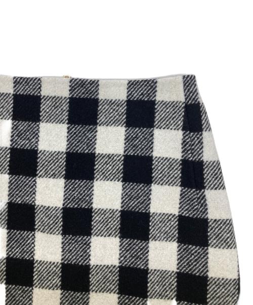 DRAWER（ドゥロワー）Drawer (ドゥロワー) バッファローチェックケヌキロングスカート ホワイト×ブラック サイズ:36の古着・服飾アイテム