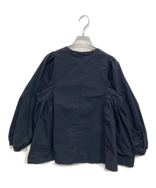 YORI（ヨリ）yori (ヨリ) サイドギャザーブラウス ネイビー サイズ:36の古着・服飾アイテム