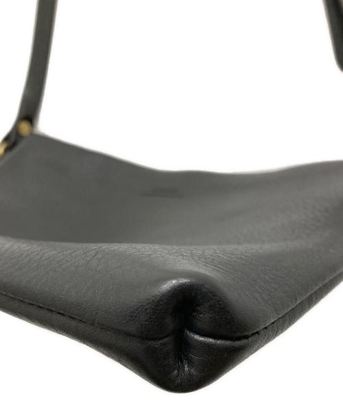 SLOW（スロウ）SLOW (スロウ) CBサコッシュ/レザーショルダーバッグ ブラックの古着・服飾アイテム