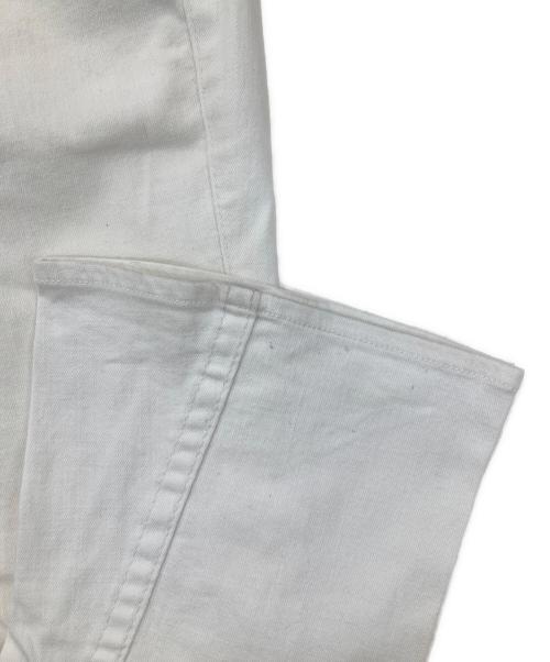 TRUE RELIGION（トゥルー レリジョン）TRUE RELIGION (トゥルー レリジョン) ローライズフレアデニム ホワイト サイズ:SIZE 76cm (W30)の古着・服飾アイテム