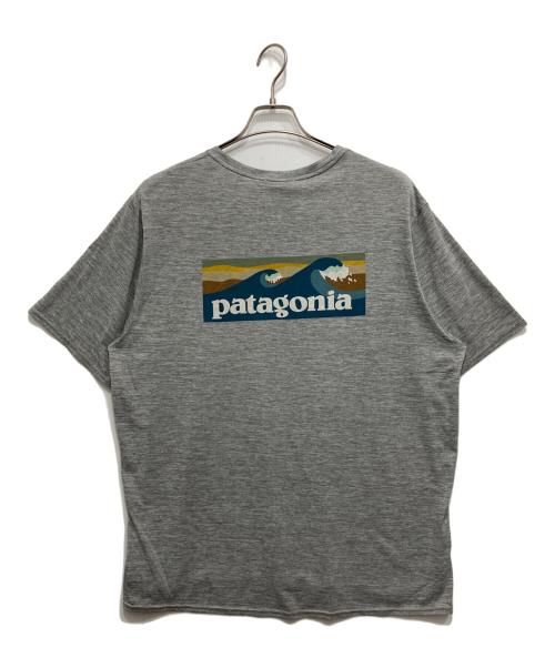 Patagonia（パタゴニア）Patagonia (パタゴニア) Cap Cool Daily Graphic Shirt グレー サイズ:XLの古着・服飾アイテム