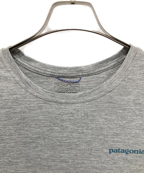 Patagonia（パタゴニア）Patagonia (パタゴニア) Cap Cool Daily Graphic Shirt グレー サイズ:XLの古着・服飾アイテム