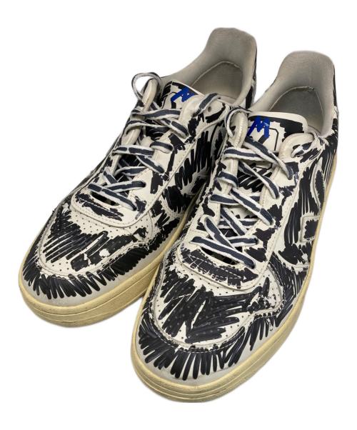 VEJA（ヴェジャ）VEJA (ヴェジャ) MARNI (マルニ) レザースニーカー ホワイト×ブラック サイズ:42の古着・服飾アイテム