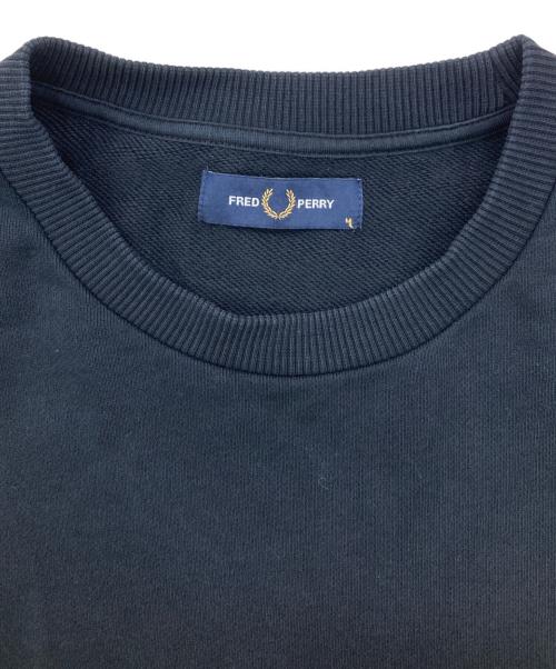 FRED PERRY（フレッドペリー）FRED PERRY (フレッドペリー) クルーネックスウェット ブラック サイズ:Mの古着・服飾アイテム