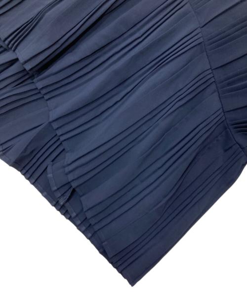 UNCF（ユーエヌシーエフ）UNCF (ユーエヌシーエフ) ノースリーブプリーツワンピース ネイビー サイズ:FREEの古着・服飾アイテム
