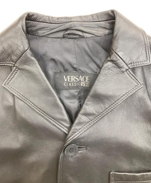 VERSACE CLASSIC（ヴェルサーチクラシック）VERSACE CLASSIC (ヴェルサーチクラシック) 4Bレザーコート ブラック サイズ:SIZE 50の古着・服飾アイテム