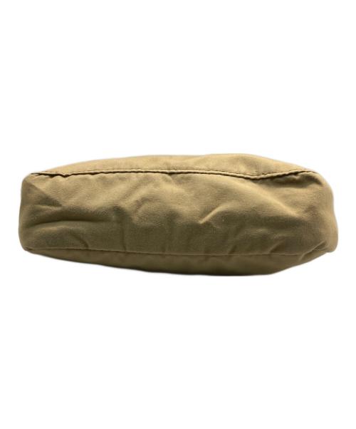 Barbour（バブアー）Barbour (バブアー) トランスポートクロスボディバッグ ベージュの古着・服飾アイテム
