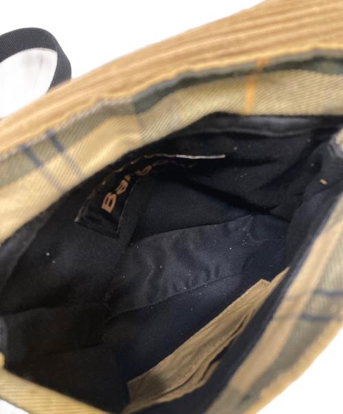 Barbour（バブアー）Barbour (バブアー) トランスポートクロスボディバッグ ベージュの古着・服飾アイテム