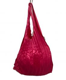 me ISSEY MIYAKE（ミーイッセイ ミヤケ）の古着「プリーツトートバッグ」｜ピンク