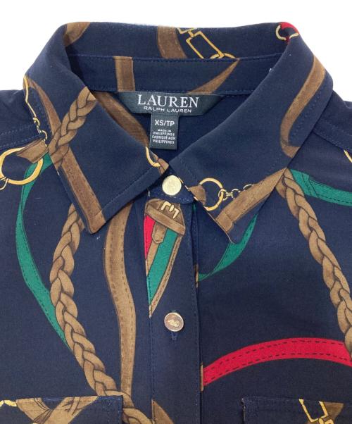 LAUREN RALPH LAUREN（ローレン ラルフ ローレン）LAUREN RALPH LAUREN (ローレン ラルフ ローレン) ジャージースカーフ柄シャツ ネイビー サイズ:XSの古着・服飾アイテム