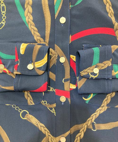 LAUREN RALPH LAUREN（ローレン ラルフ ローレン）LAUREN RALPH LAUREN (ローレン ラルフ ローレン) ジャージースカーフ柄シャツ ネイビー サイズ:XSの古着・服飾アイテム