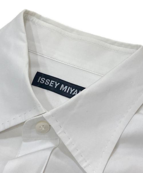 ISSEY MIYAKE MEN（イッセイミヤケメン）ISSEY MIYAKE MEN (イッセイミヤケメン) 比翼長袖シャツ ホワイト サイズ:不明の古着・服飾アイテム