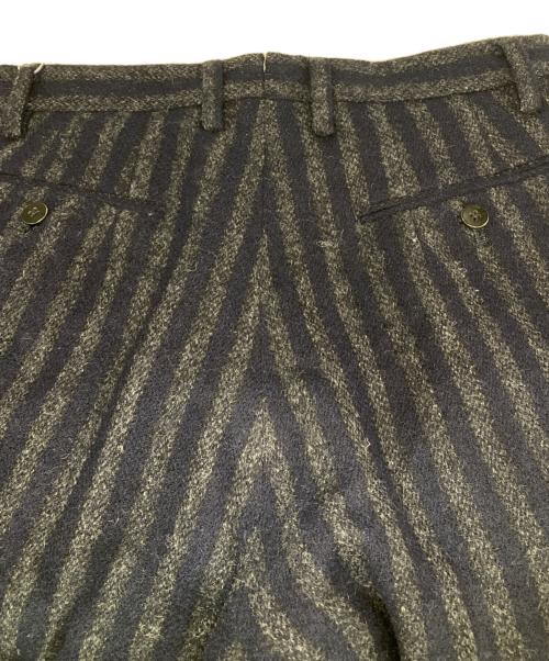 m's braque（エムズブラック）M'S BRAQUE (エムズブラック) 別注moonストライプパンツ ネイビー サイズ:40 未使用品の古着・服飾アイテム