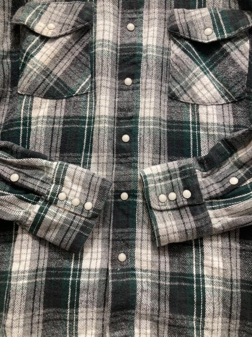 KEY（キー）KEY (キー) ウエスタンチェックネルシャツ ホワイト サイズ:Lの古着・服飾アイテム