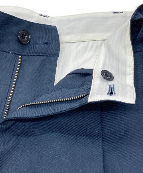 Audience（オーディエンス）Audience (オーディエンス) CAVE カツラギ 1タックワイドパンツ ネイビー サイズ:Mの古着・服飾アイテム
