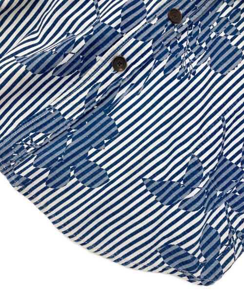 Vivienne Westwood ANGLOMANIA（ヴィヴィアンウエストウッドアングロマニア）VIVIENNE WESTWOOD ANGLOMANIA (ヴィヴィアンウエストウッドアングロマニア) CHAOS SHIRT/ジャガード総柄ストライプロングシャツ ホワイト×ブルー サイズ:Mの古着・服飾アイテム