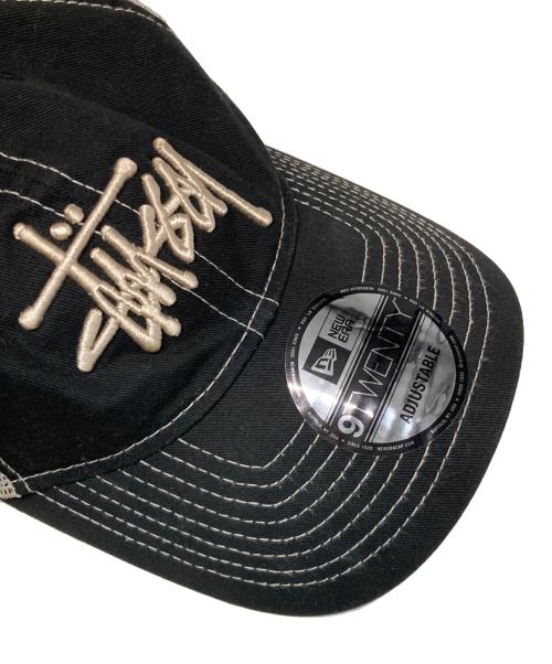 stussy（ステューシー）stussy (ステューシー) New Era (ニューエラ) 9Twenty Basic Trucker/メッシュキャップ ブラックの古着・服飾アイテム