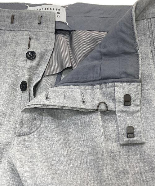 Maison Margiela（メゾンマルジェラ）Maison Margiela (メゾンマルジェラ) ウールタックパンツ グレー サイズ:SIZE52の古着・服飾アイテム