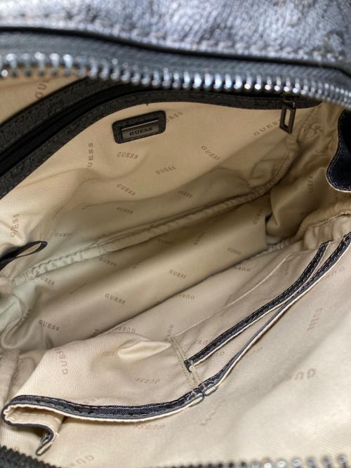 GUESS（ゲス）GUESS (ゲス) MANHATTAN Large Backpack ブラックの古着・服飾アイテム