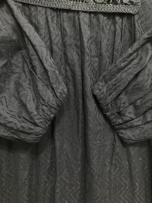 ne quittez pas（ヌキテパ）ne quittez pas (ヌキテパ) Cotton Jacquard Lace Yoke Dress/コットンジャカード レースヨークワンピース ブラック サイズ:Mの古着・服飾アイテム