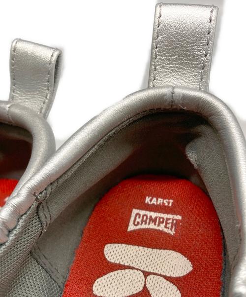 CAMPER（カンペール）CAMPER (カンペール) Karst/フラットシューズ シルバー サイズ:36の古着・服飾アイテム