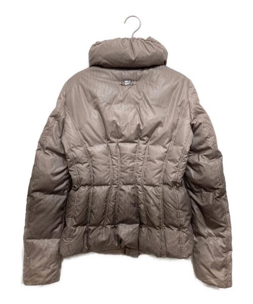 ARMANI COLLEZIONI（アルマーニ コレツィオーニ）ARMANI COLLEZIONI (アルマーニ コレツィオーニ) Aラインダウンジャケット ベージュ サイズ:SIZE42の古着・服飾アイテム