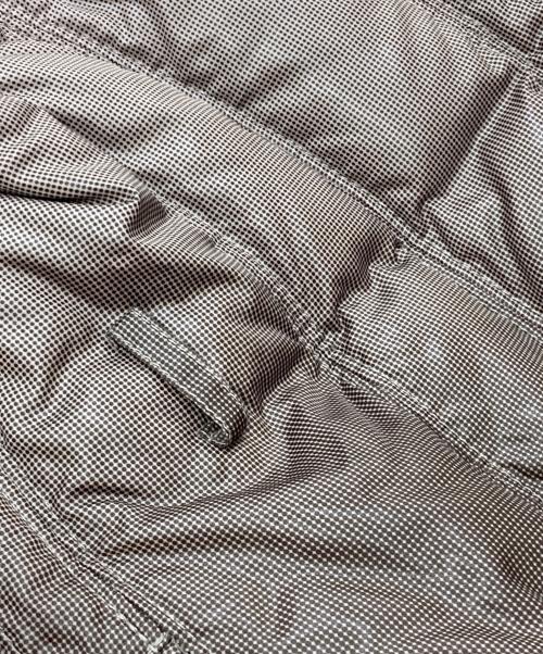 ARMANI COLLEZIONI（アルマーニ コレツィオーニ）ARMANI COLLEZIONI (アルマーニ コレツィオーニ) Aラインダウンジャケット ベージュ サイズ:SIZE42の古着・服飾アイテム