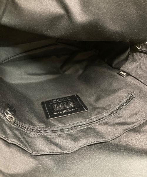 COACH（コーチ）COACH (コーチ) リュック ベージュ×ブラックの古着・服飾アイテム