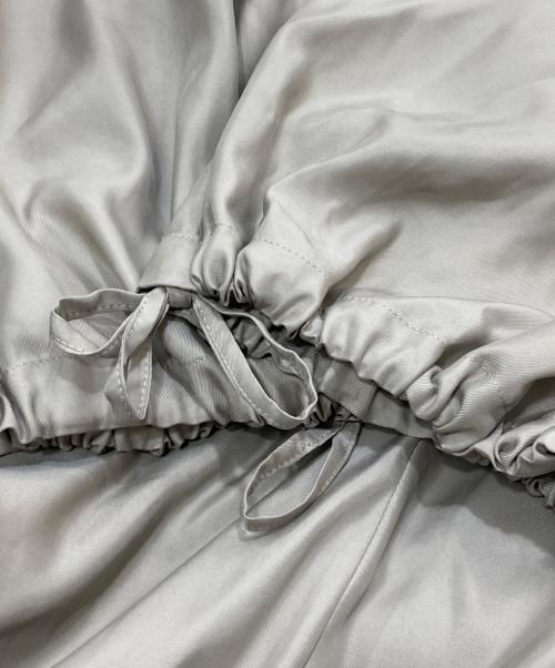 L'appartement（アパルトモン）L'Appartement (アパルトモン) Fibril Satin Pants カーキ サイズ:SIZE38 未使用品の古着・服飾アイテム
