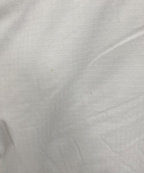 ARC'TERYX（アークテリクス）ARC'TERYX (アークテリクス) ATOM SV HOODY M ホワイト サイズ:Lの古着・服飾アイテム