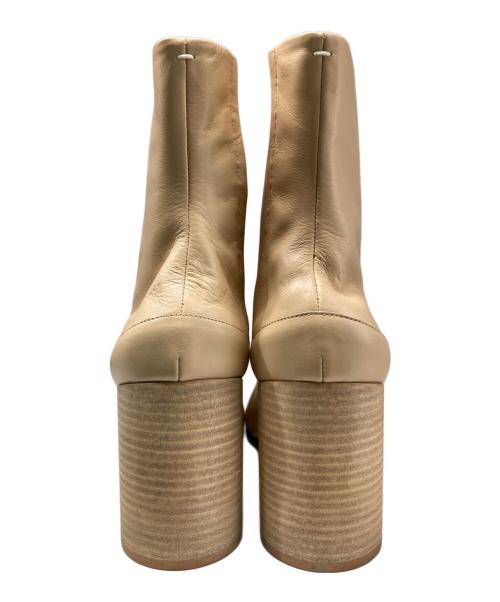 Maison Margiela（メゾンマルジェラ）Maison Margiela (メゾンマルジェラ) 足袋ブーツ ベージュ サイズ:SIZE40の古着・服飾アイテム
