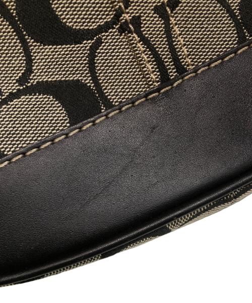 COACH（コーチ）COACH (コーチ) ターンロックシグネチャーショルダーバッグ ベージュ×ブラックの古着・服飾アイテム