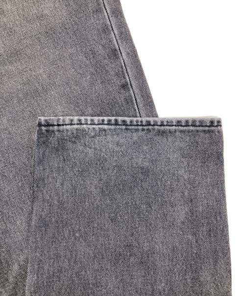 LEVI'S（リーバイス）LEVI'S (リーバイス) STAY LOOSE デニムパンツ グレー サイズ:W31 L32の古着・服飾アイテム