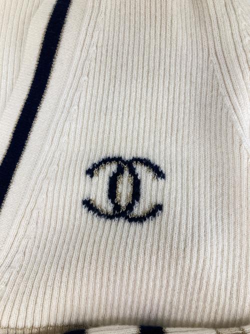 CHANEL（シャネル）CHANEL (シャネル) ココマークボタンハートボーダーカーディガン ホワイト サイズ:40の古着・服飾アイテム
