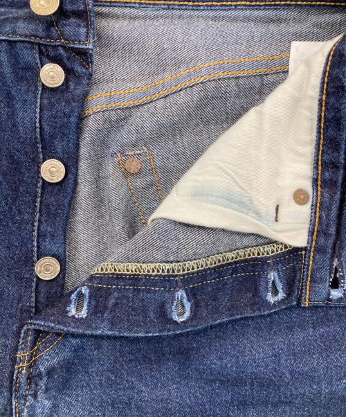 LEVI'S VINTAGE CLOTHING（リーバイス ビンテージ クロージング）LEVI'S VINTAGE CLOTHING (リーバイス ビンテージ クロージング) 501XX復刻セルビッチデニムパンツ インディゴ サイズ:SIZE 71cm (W28)の古着・服飾アイテム
